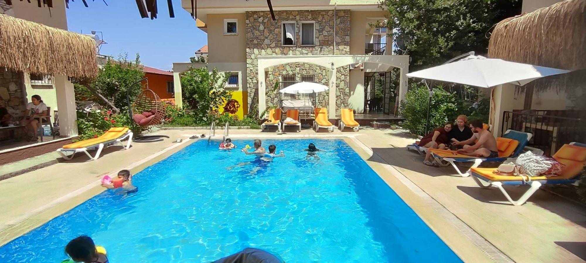 Cileks Apart Otel Fethiye Exteriör bild